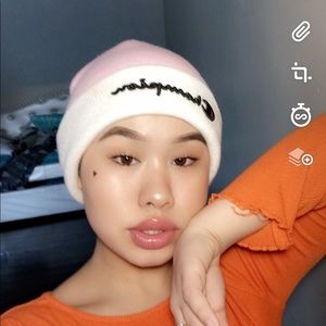 Meet your Posher, Lena